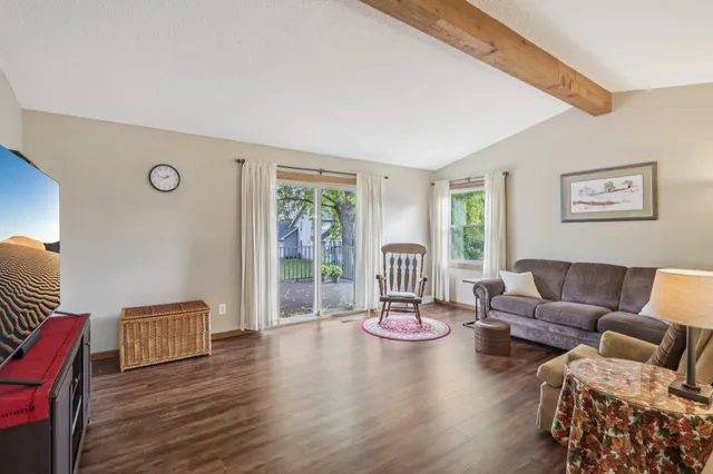 $395,000 | 1006 South Division Street, Waunakee, WI 53597