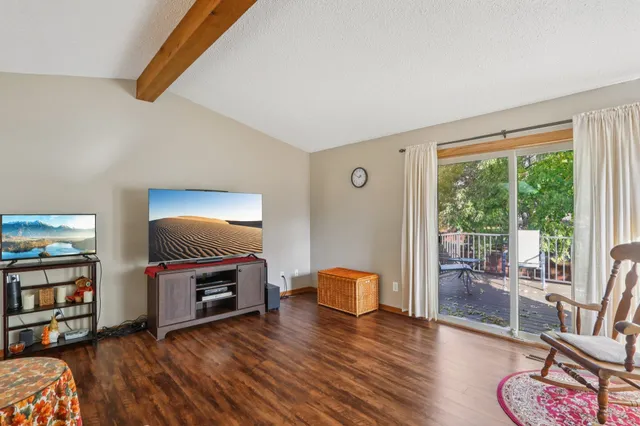 $395,000 | 1006 South Division Street, Waunakee, WI 53597