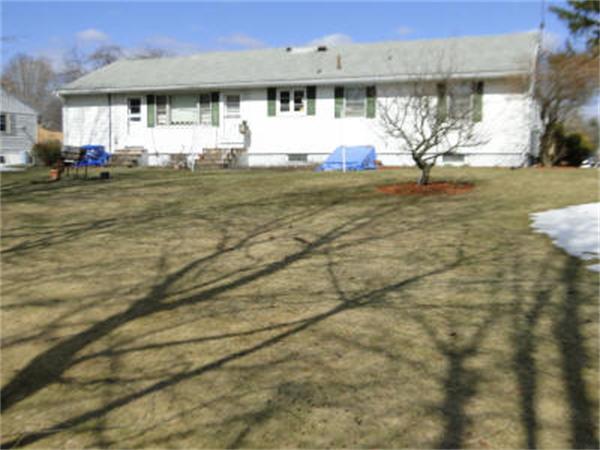 14 Alfred Road Saugus, MA 01906 - Photo 3 of 4 Gallery Image 3