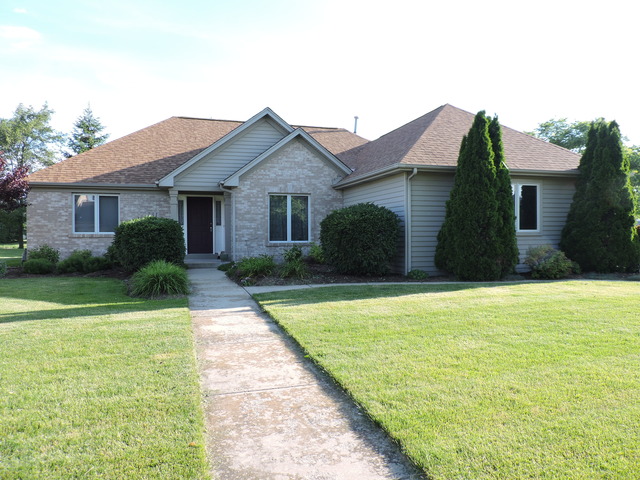 731 Maves Drive Batavia, IL 60510 - Photo 1 of 25