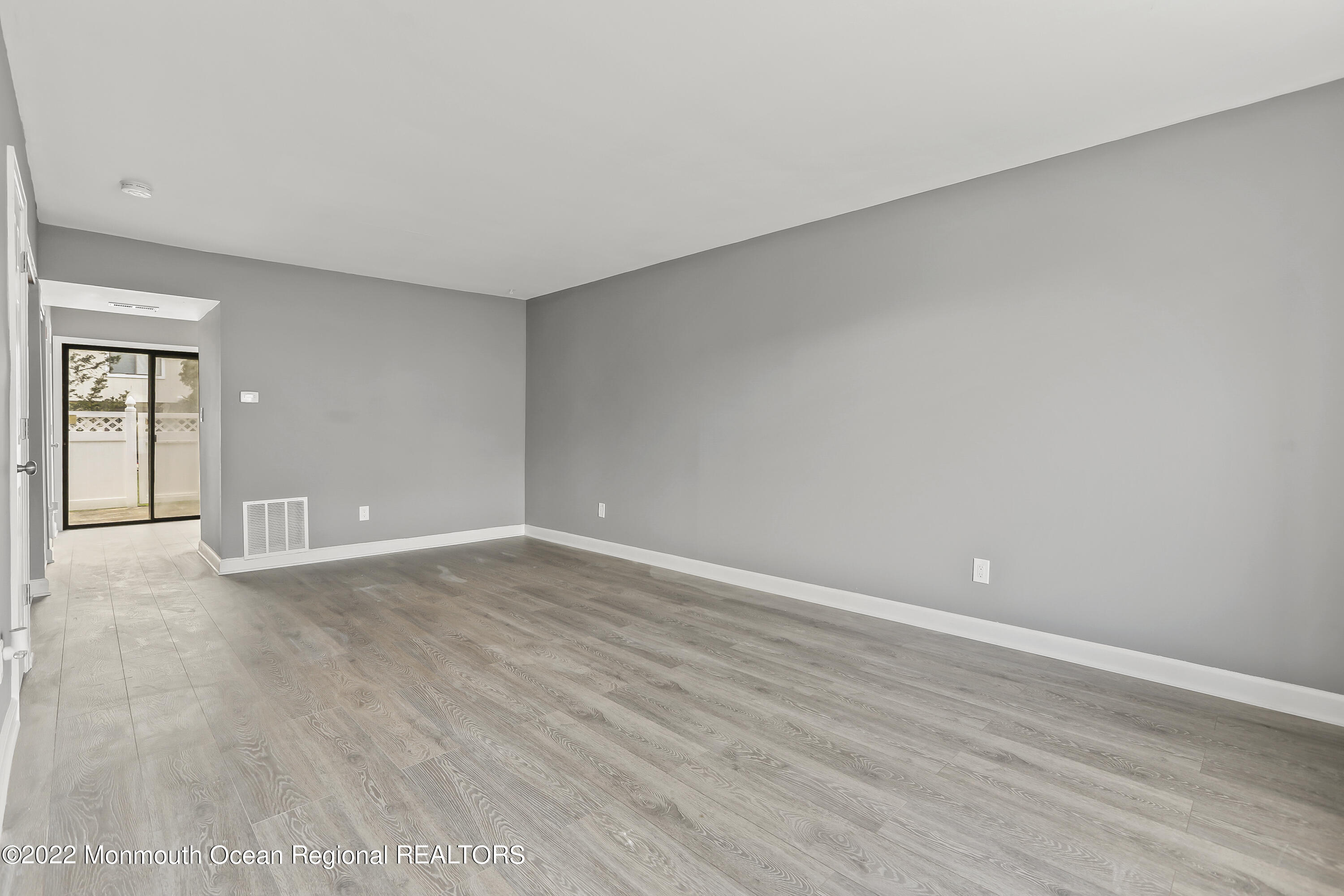 42 Creek Road Brick, NJ 08724 - Photo 4 of 18 5W5A9995