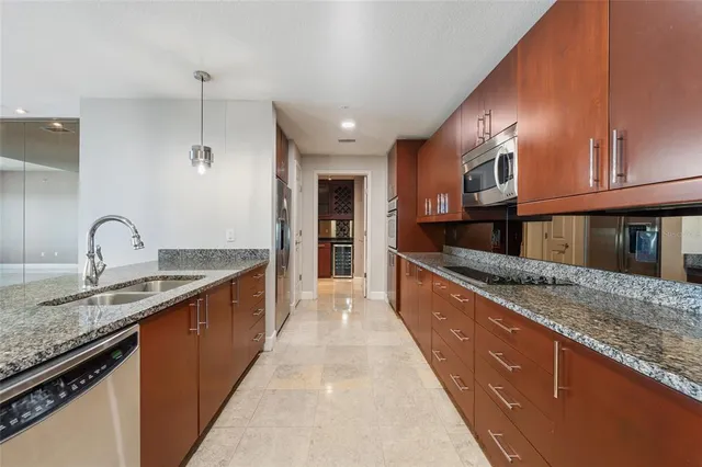 $3,800 | 100 South Eola Drive, Unit 1205, Orlando, FL 32801