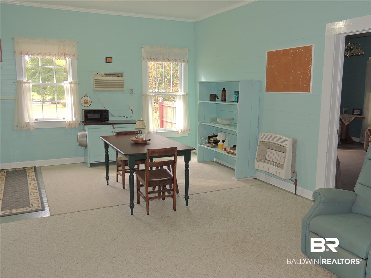 722 Shoffner Street Brewton, AL 36426 - Photo 18 of 38 Kitchen and Dining, Sitting area
