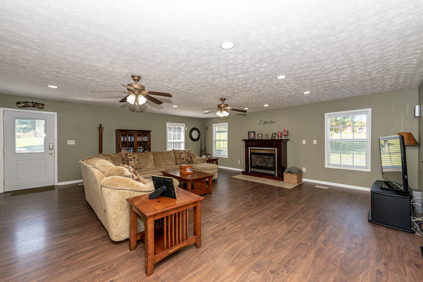 725 Adams Road Strawberry Plains, TN 37871 - Photo 8 of 33 DSC_6696