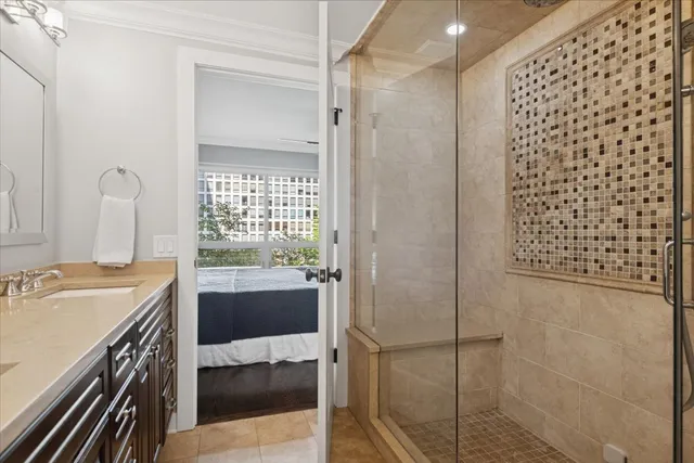 $995,000 | 250 East Pearson Street, Unit 901, Chicago, IL 60611