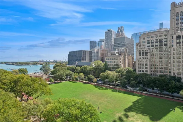 $995,000 | 250 East Pearson Street, Unit 901, Chicago, IL 60611