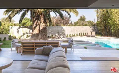 $175,000 | 606 North Ardmore Avenue, Manhattan Beach, CA 90266