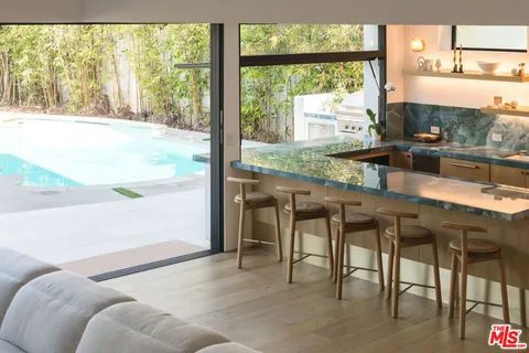 $175,000 | 606 North Ardmore Avenue, Manhattan Beach, CA 90266