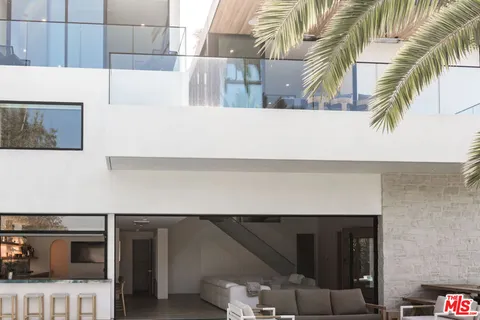 $175,000 | 606 North Ardmore Avenue, Manhattan Beach, CA 90266