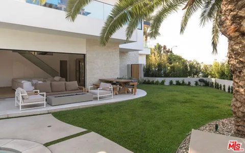 $175,000 | 606 North Ardmore Avenue, Manhattan Beach, CA 90266