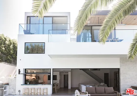 $175,000 | 606 North Ardmore Avenue, Manhattan Beach, CA 90266