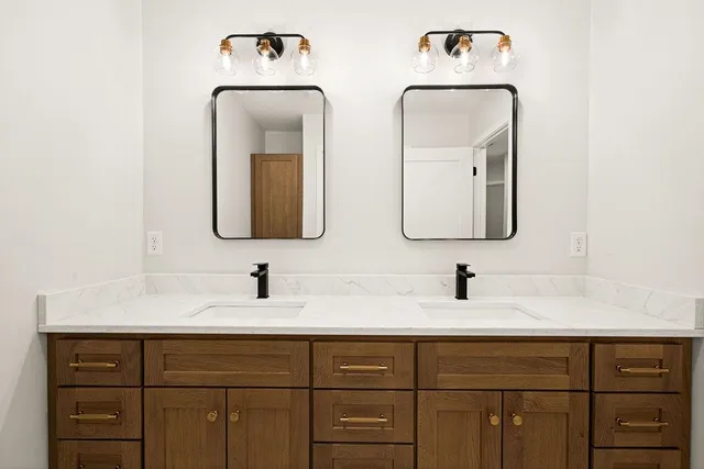 $849,000 | 4929 Wildrose Trail, Hermantown, MN 55811