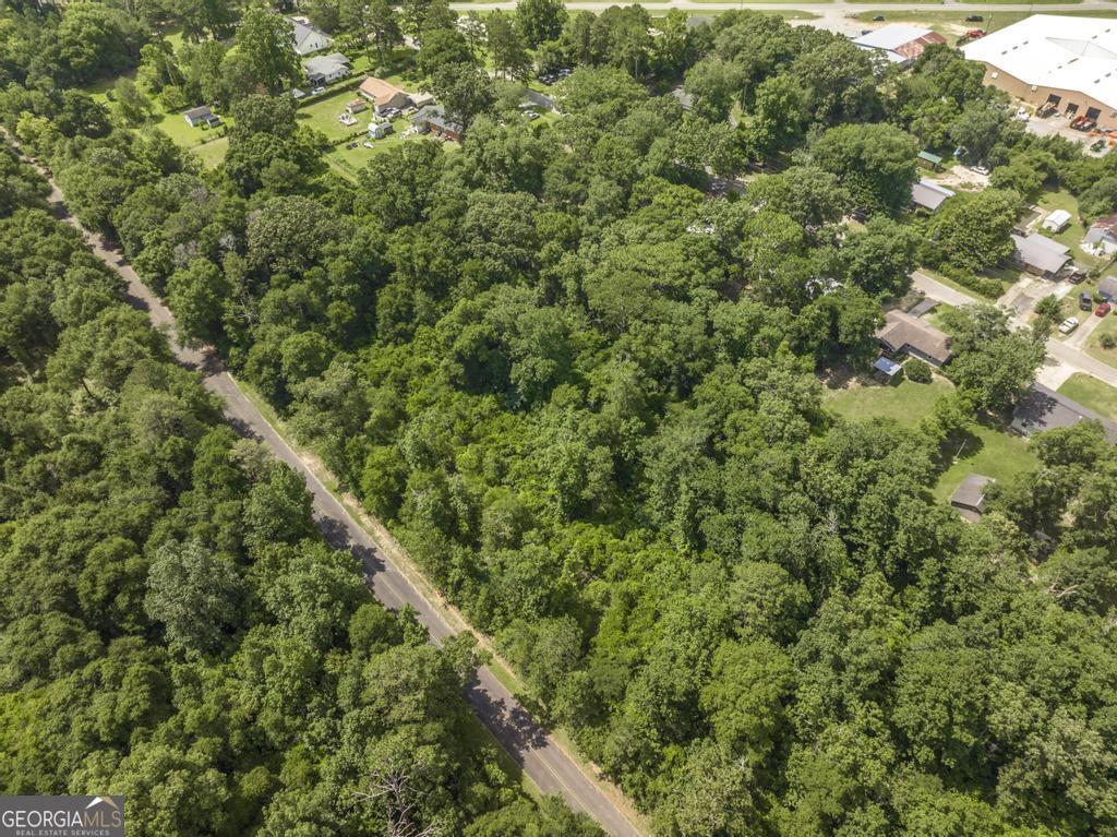 207 Hickory Drive Perry, GA 31069 - Photo 6 of 8