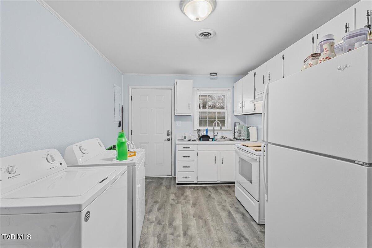 1740 Bonham Road Bristol, VA 24201 - Photo 13 of 65 13-128A9456