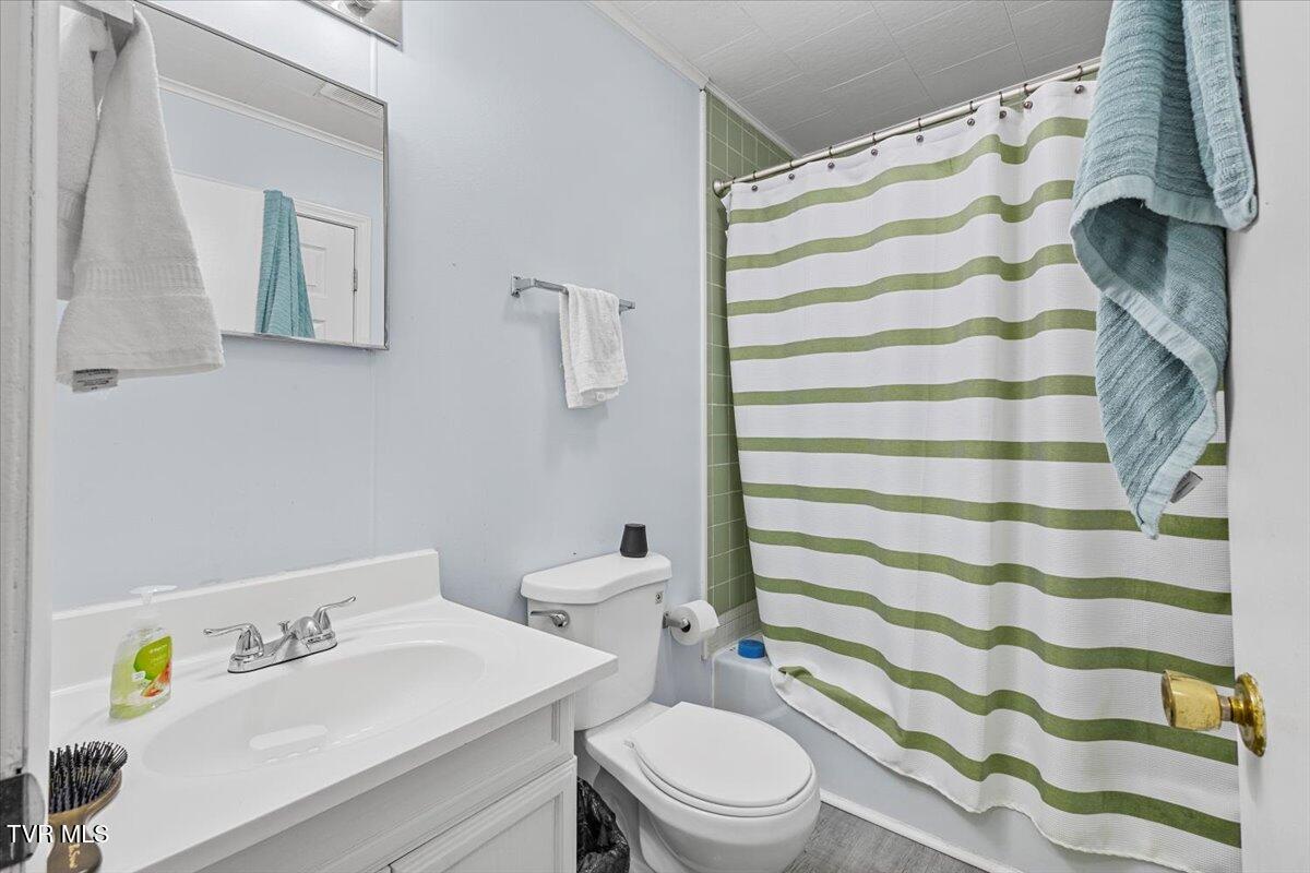 1740 Bonham Road Bristol, VA 24201 - Photo 18 of 65 18-128A9476