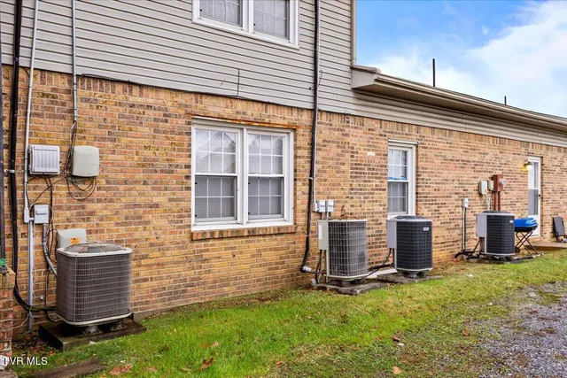 $3,000,000 | 1740 Bonham Road, Bristol, VA 24201