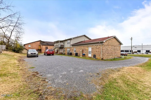 $3,000,000 | 1740 Bonham Road, Bristol, VA 24201