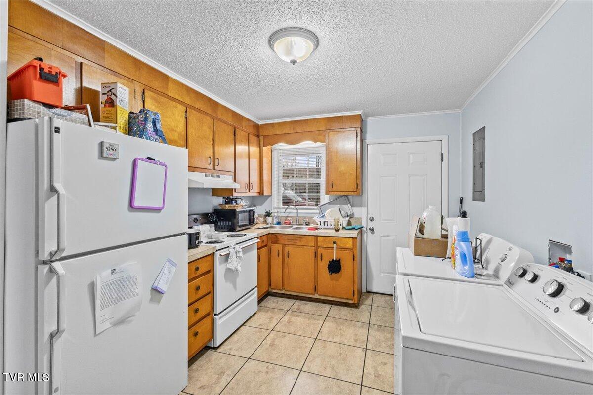 1740 Bonham Road Bristol, VA 24201 - Photo 9 of 65 09-128A9452