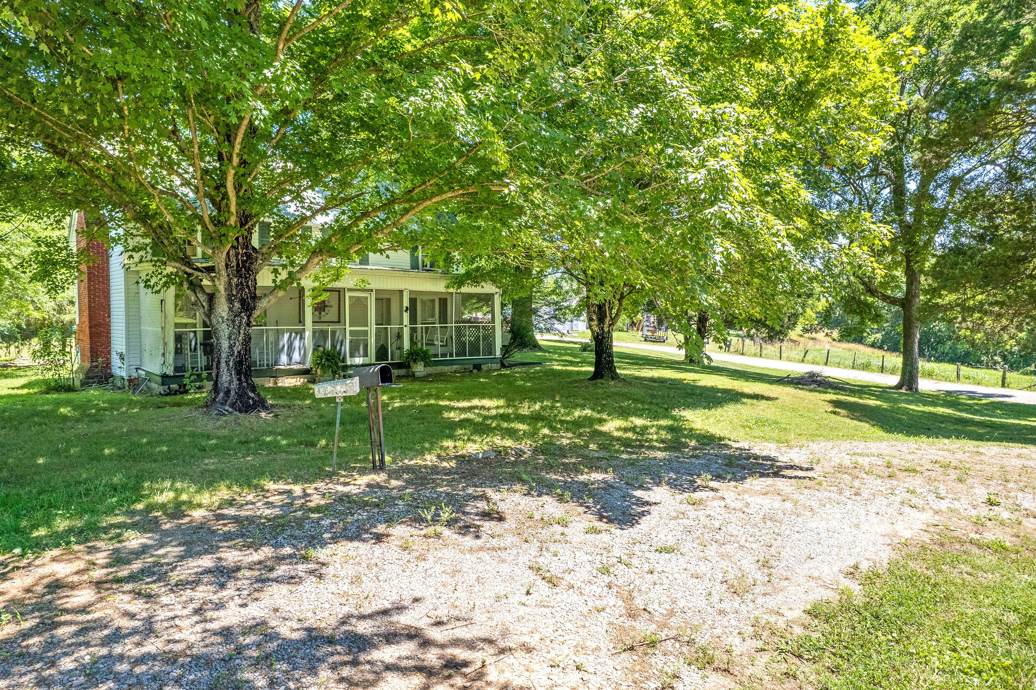 4650 Weakley Road Southside, TN 37171 - Photo 3 of 63