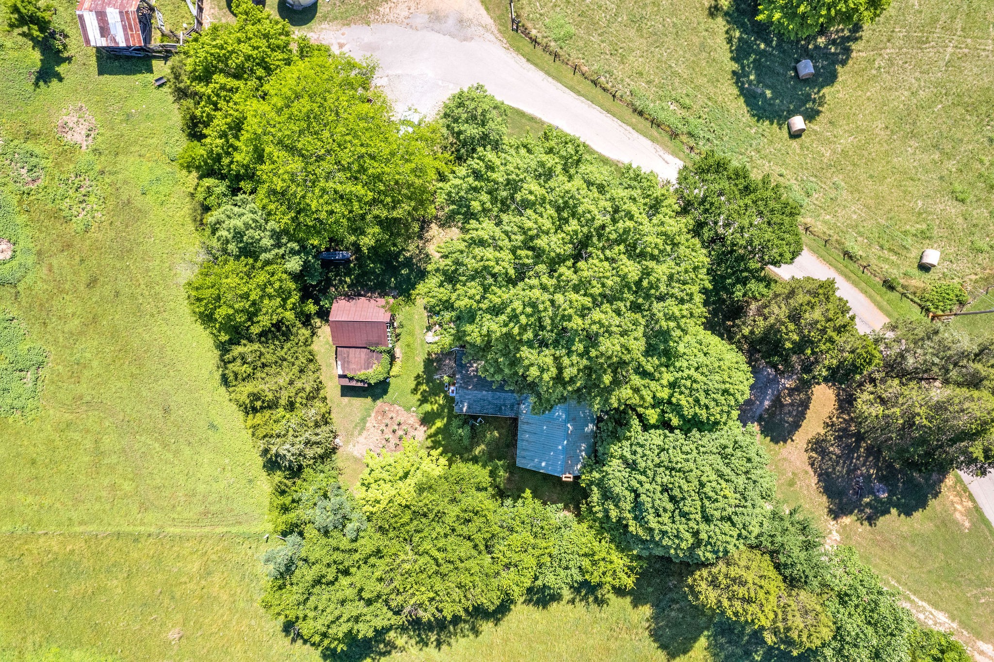 4650 Weakley Road Southside, TN 37171 - Photo 6 of 63