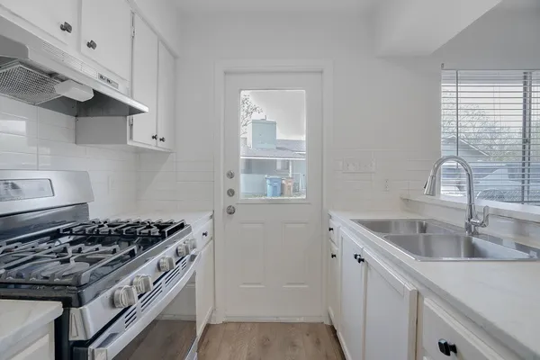 $1,725 | 304 John N Garner Circle, Unit A2, Austin, TX 78753