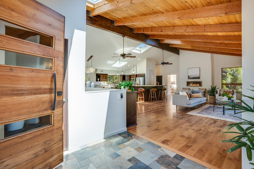 260 Ranchitos Del Sol Aptos, CA 95003 - Photo 4 of 65 Gallery Image 4