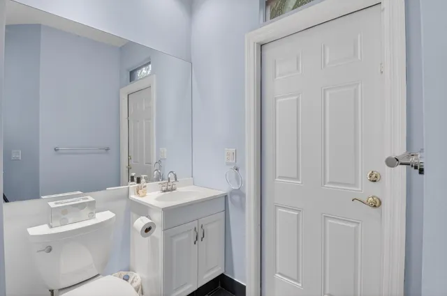 $2,495,000 | 2629 Northwest 64th Place, Boca Raton, FL 33496