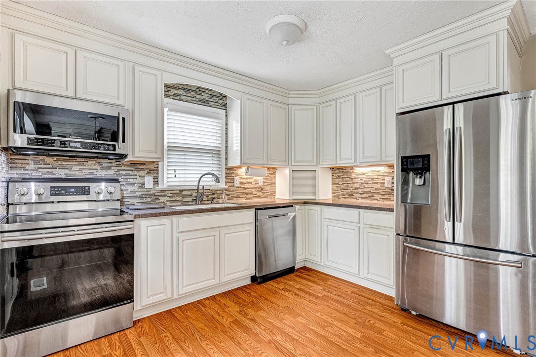 2417 Crystal Ridge Road Henrico, VA 23233 - Photo 11 of 33 Gallery Image 11