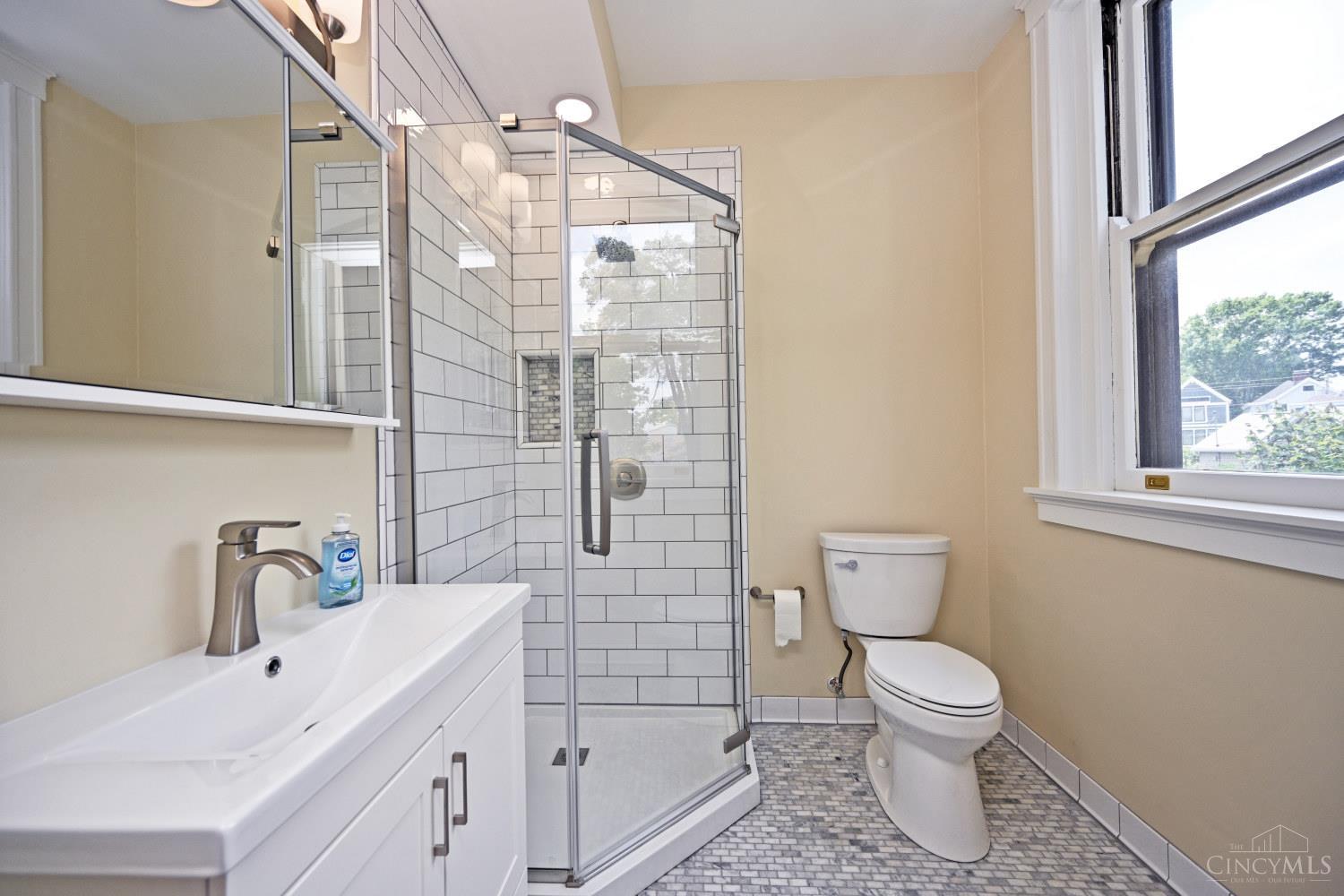 2138 Madison Road, Unit I Cincinnati, OH 45208 - Photo 34 of 41