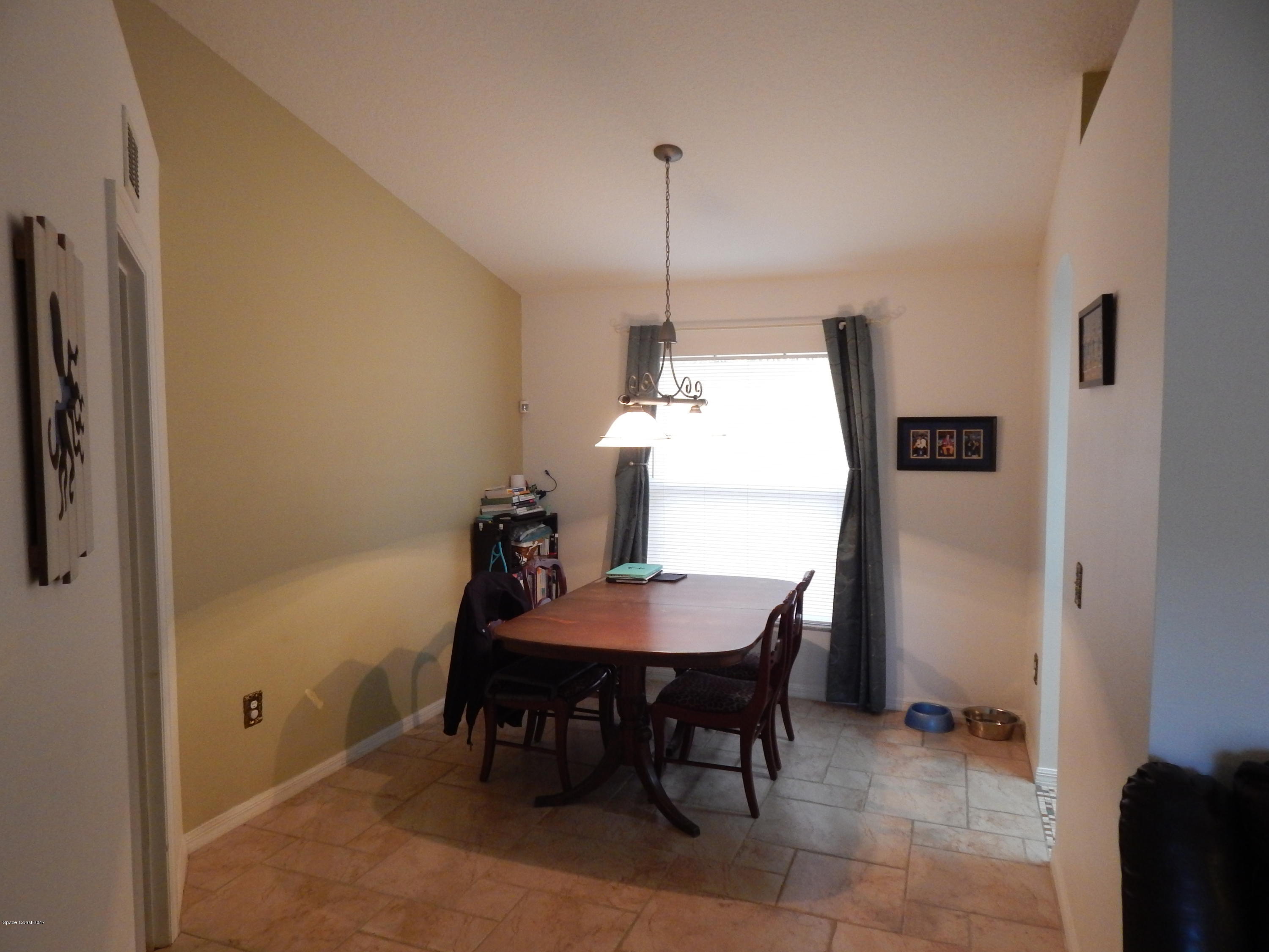 7255 Camilo Road Cocoa, FL 32927 - Photo 3 of 14 DSCN1131