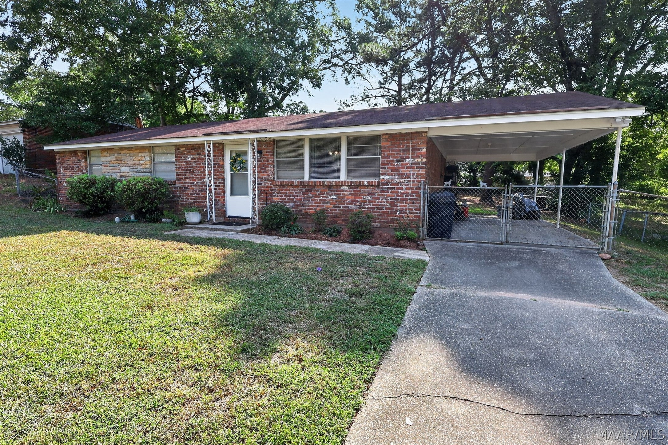 512 Boxwood Road Prattville, AL 36067 - Photo 3 of 21 Gallery Image 3