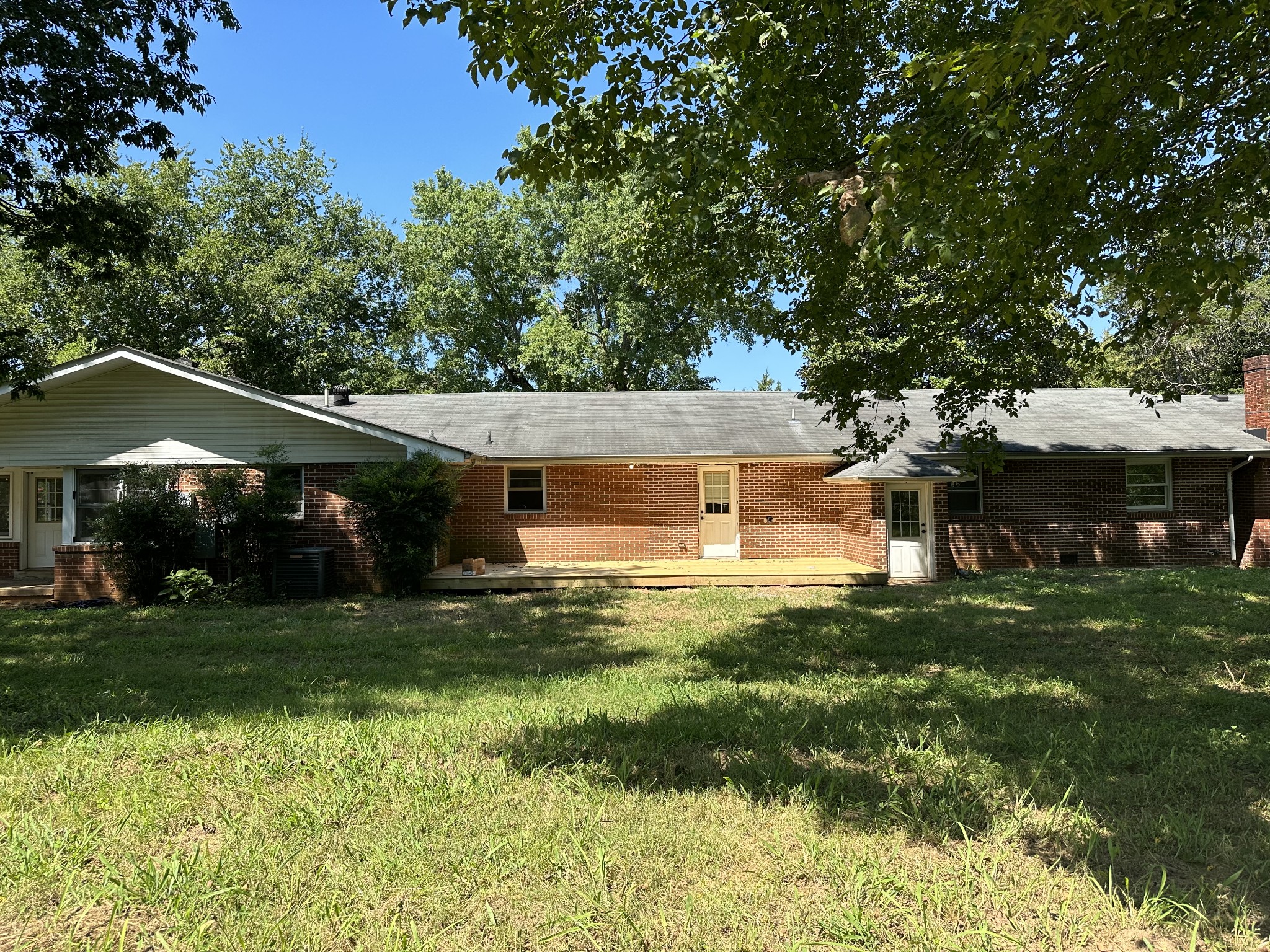 10026 Mona Road Murfreesboro, TN 37129 - Photo 3 of 64