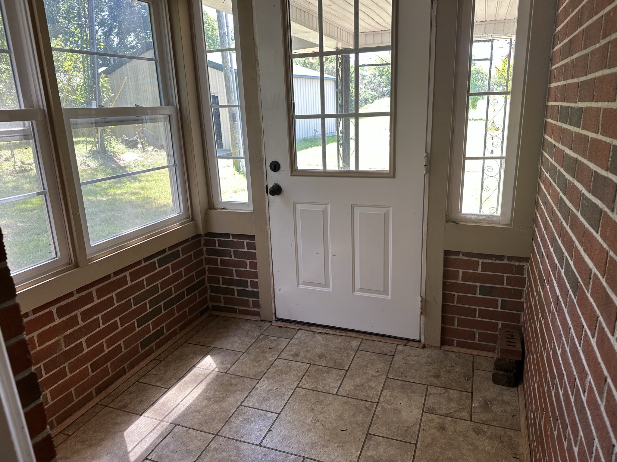 10026 Mona Road Murfreesboro, TN 37129 - Photo 55 of 64 a view of an empty room and window