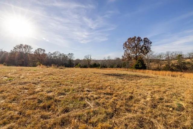 $891,100 | Pp Highway, Edwards, MO 65326