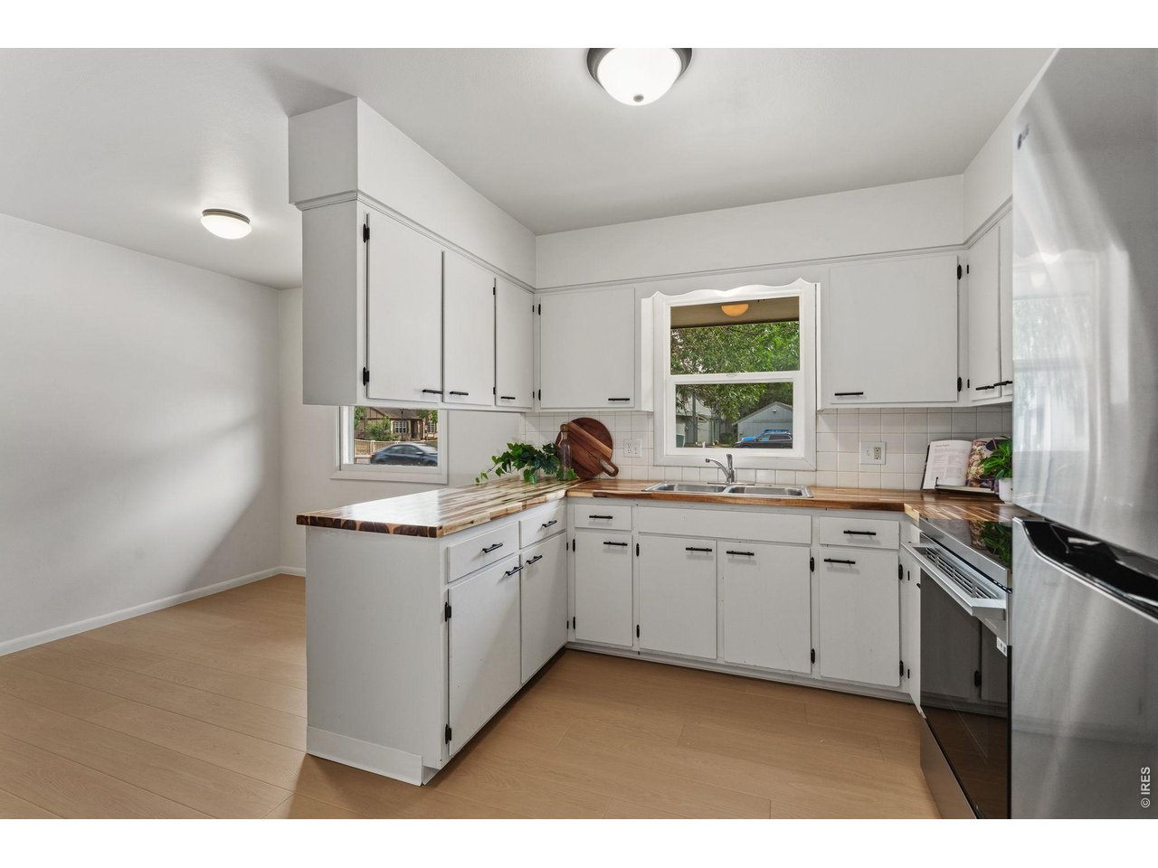 1612 West Prospect Road Fort Collins, CO 80521 - Photo 11 of 48