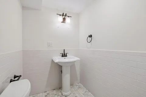 $750,000 | 5109 Abbott Avenue South, Minneapolis, MN 55410