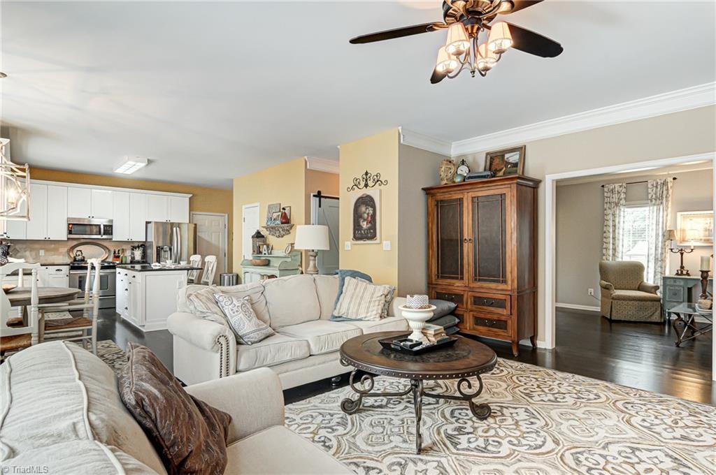 3844 Waterview Road High Point, NC 27265 - Photo 8 of 30 Gallery Image 8