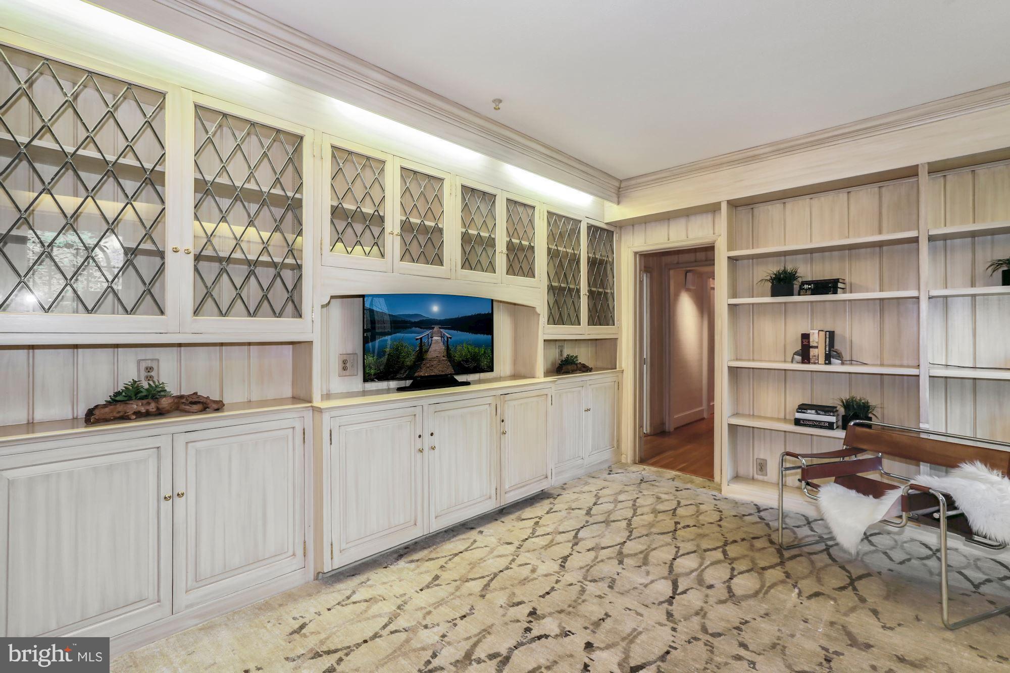 8014 Greentree Road Bethesda, MD 20817 - Photo 28 of 77