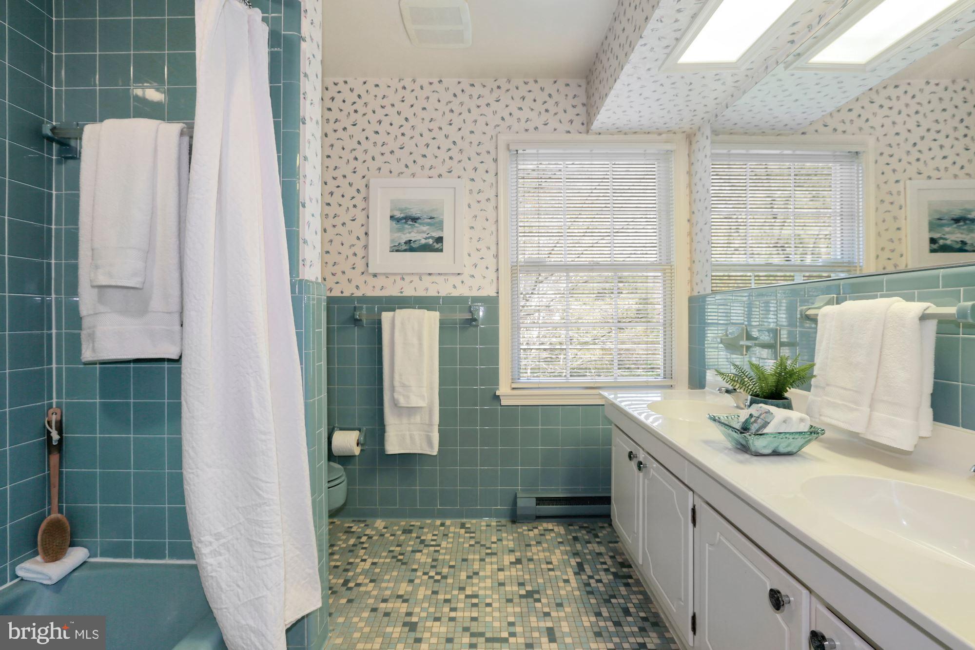 8014 Greentree Road Bethesda, MD 20817 - Photo 33 of 77