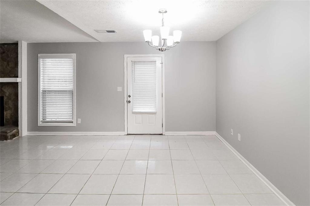 8630 Cedar Creek Ridge Riverdale, GA 30274 - Photo 11 of 15