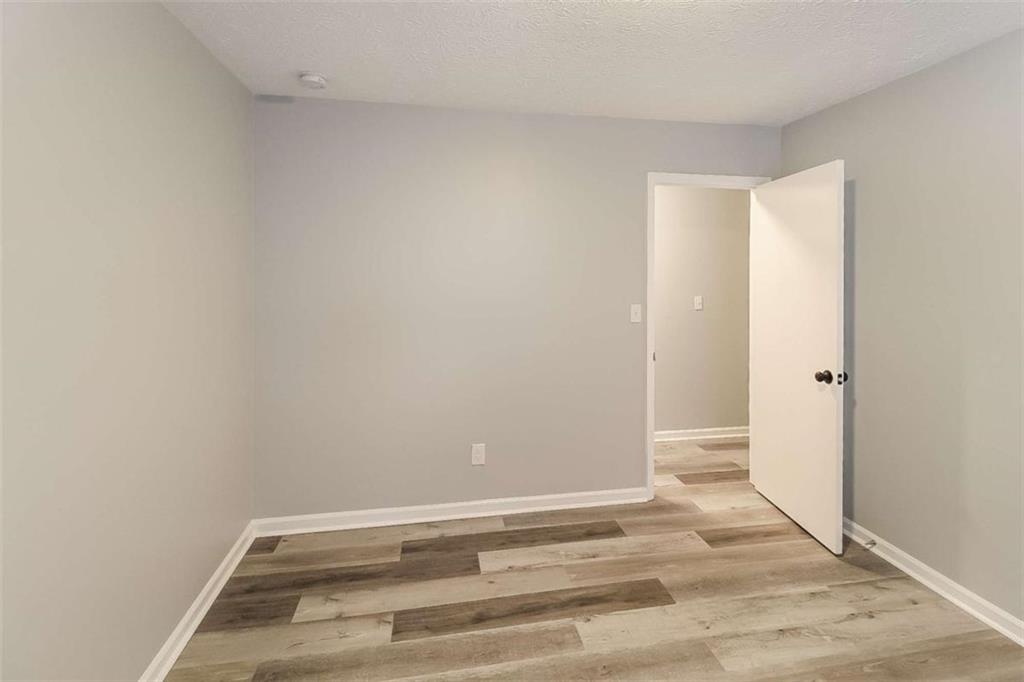 8630 Cedar Creek Ridge Riverdale, GA 30274 - Photo 7 of 15