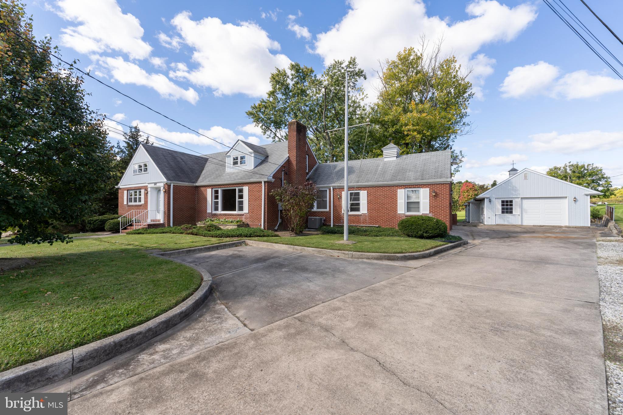 4747 Ridge Road Nottingham, MD 21236 - Photo 8 of 53 Lots of parking and shows large workshop