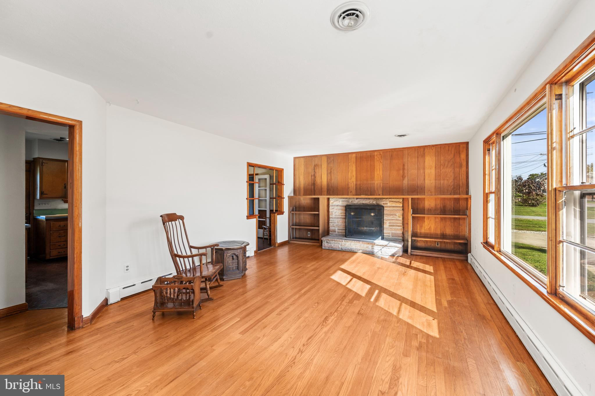 4747 Ridge Road Nottingham, MD 21236 - Photo 10 of 53 Large living room with hardwood floor