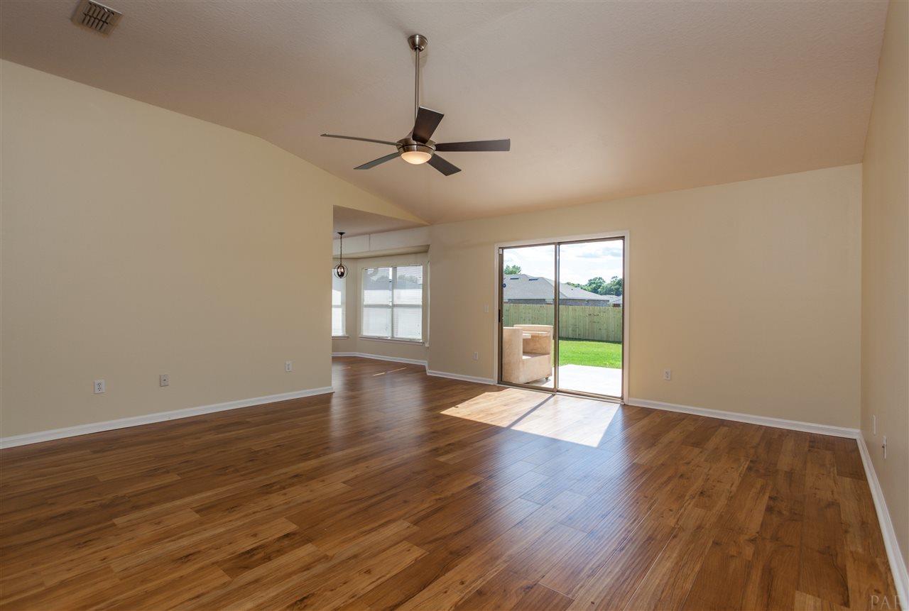 7070 Marissa Point Lane Milton, FL 32570 - Photo 14 of 35