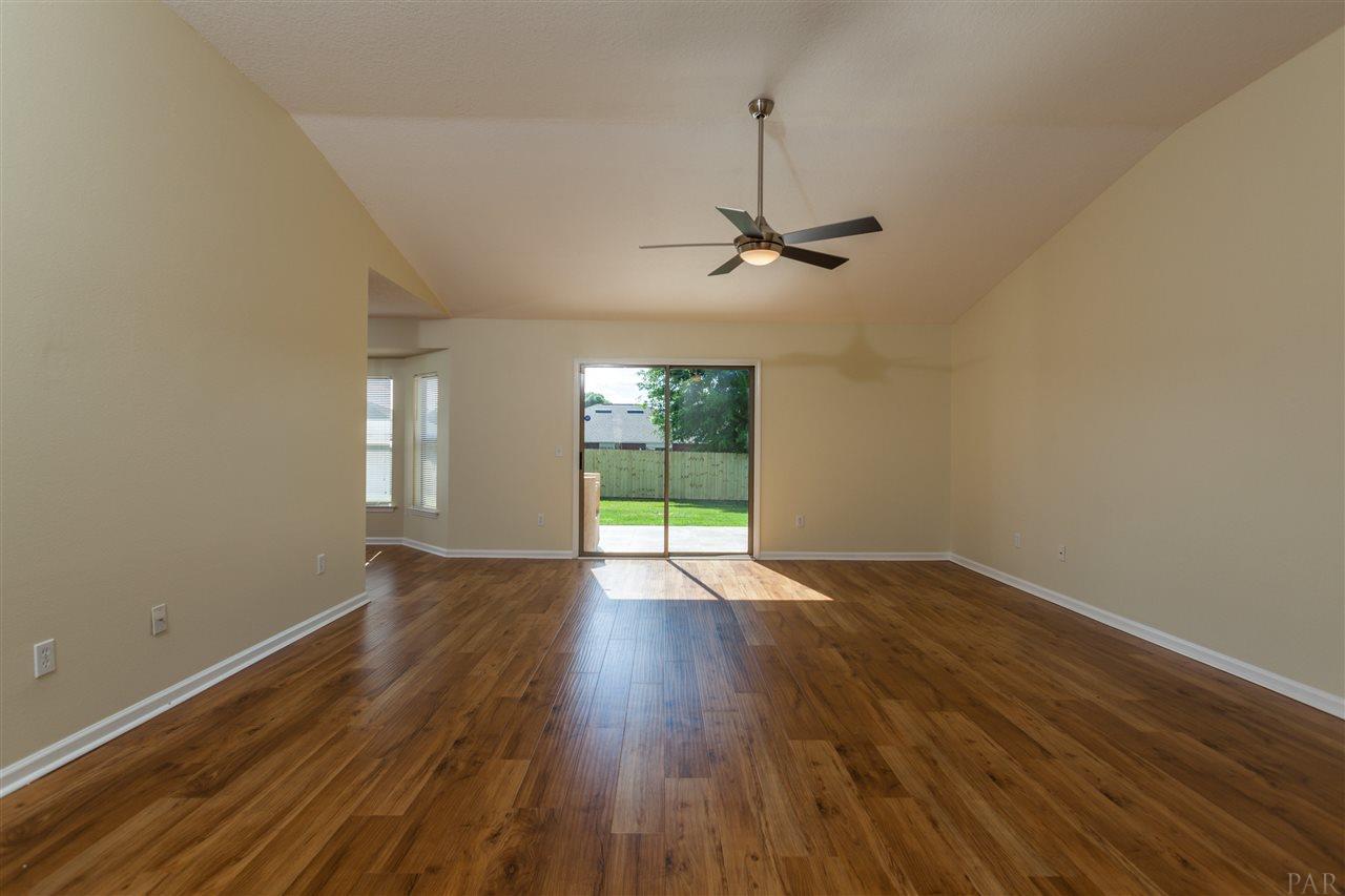 7070 Marissa Point Lane Milton, FL 32570 - Photo 15 of 35