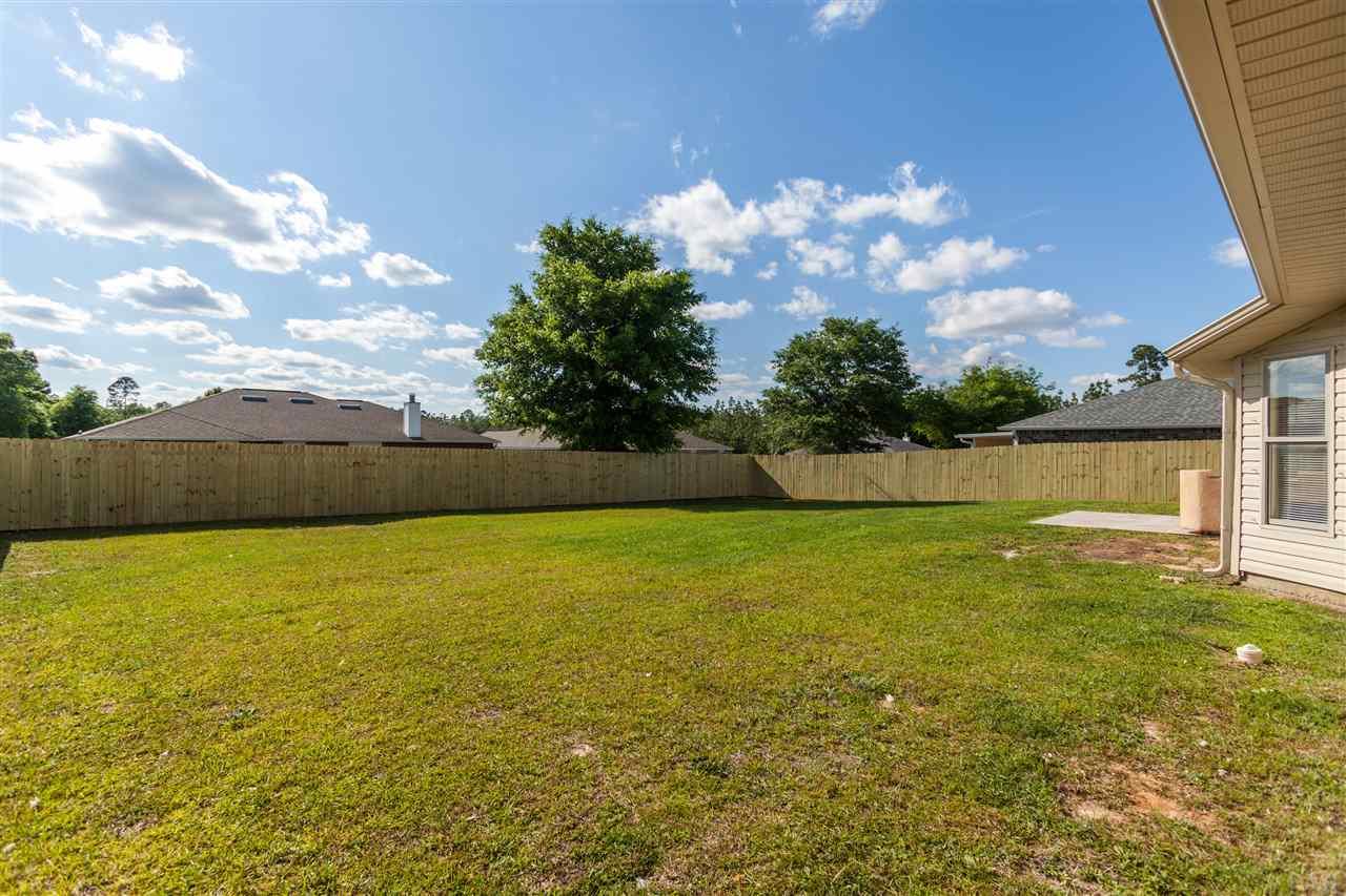 7070 Marissa Point Lane Milton, FL 32570 - Photo 3 of 35