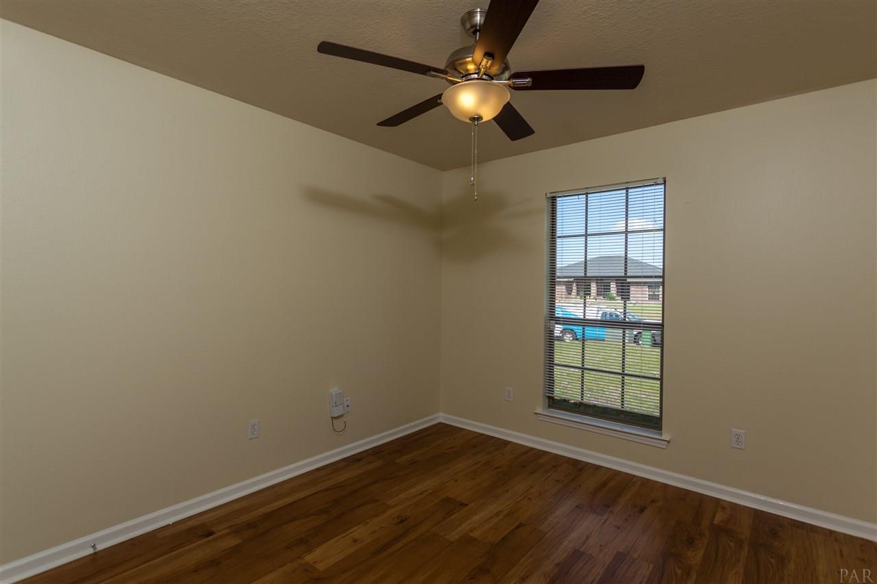 7070 Marissa Point Lane Milton, FL 32570 - Photo 33 of 35