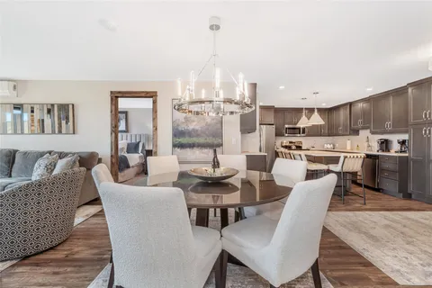 $2,400,000 | 2420 Ski Trail Lane, Unit 308, Steamboat Springs, CO 80487