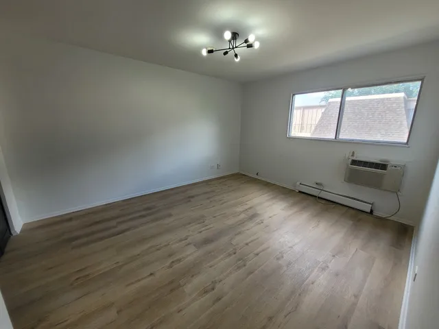 $165,000 | 2402 West Algonquin Road, Unit 9, Rolling Meadows, IL 60008