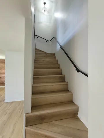 $165,000 | 2402 West Algonquin Road, Unit 9, Rolling Meadows, IL 60008